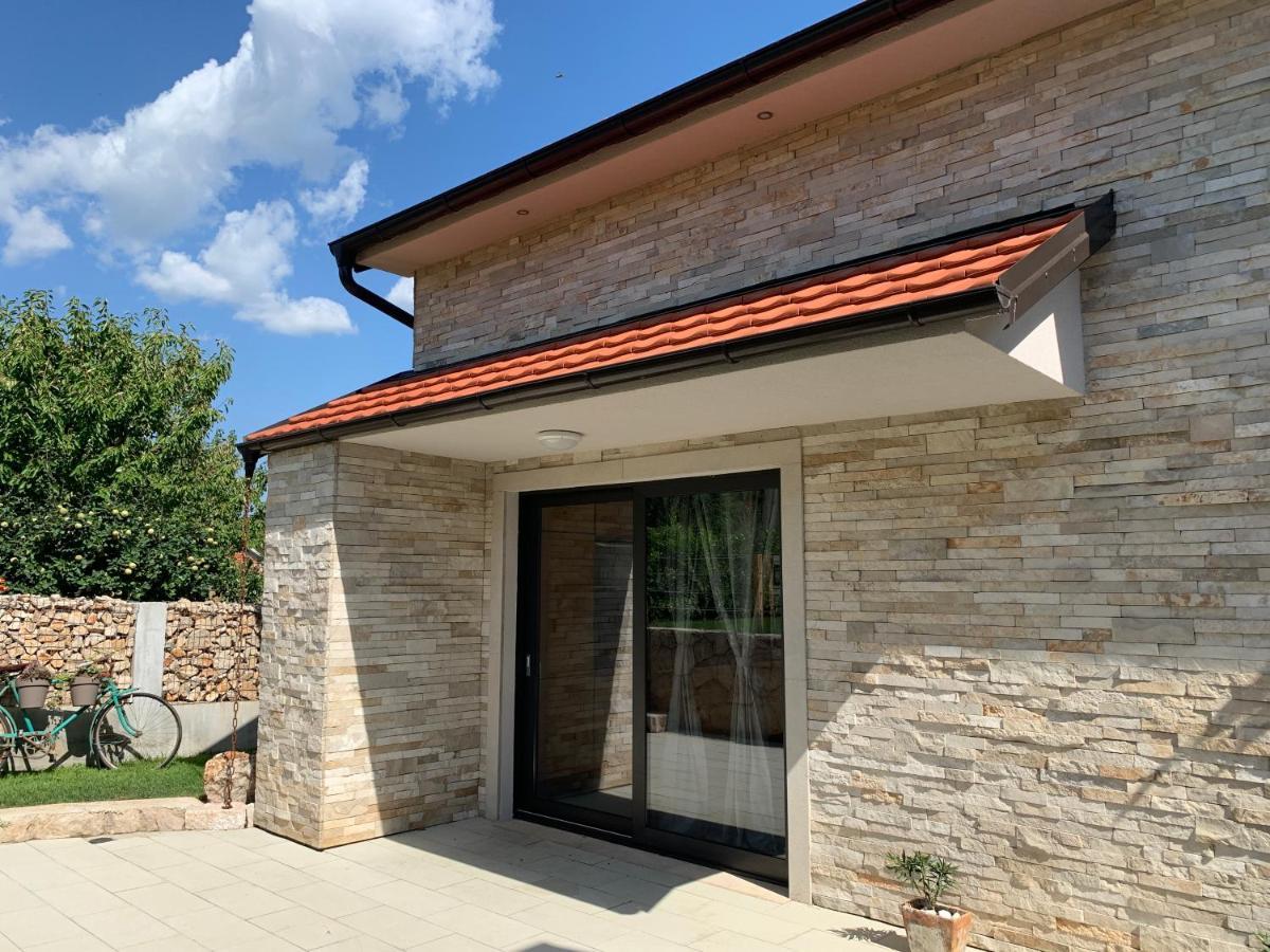 Kameni Dvori Villa Donji Prolozac Exterior photo