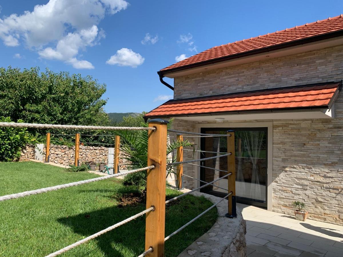 Kameni Dvori Villa Donji Prolozac Exterior photo